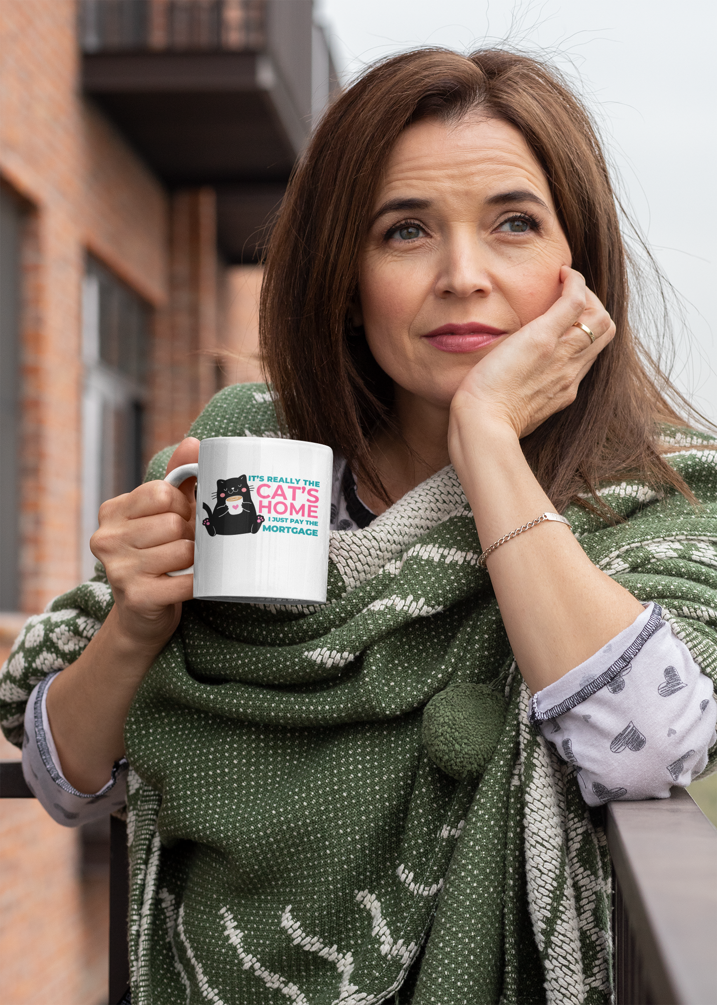 Mug for cat lovers and cat moms. Perfect gift for cat ladies