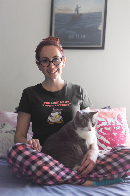 t-shirt for cat lovers and cat moms. Perfect gift for cat lady